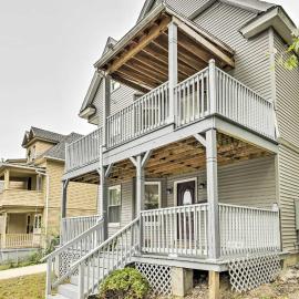 2 Mi to Downtown: Springfield Apt w/ Balcony! – hotel w mieście Springfield