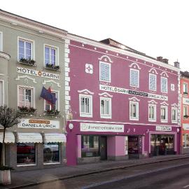 Hotel Garni Daniela Urich, хотел в Schwanenstadt