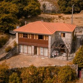 Vilarinho에 위치한 호텔 Casa dos Peliteiros