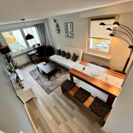 KMHosting 2-Bedroom Apartment Full Kitchen im Zentrum, hotel v destinácii Chemnitz