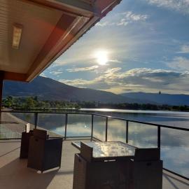 Richter Pass Beach Resort, hotelli kohteessa Osoyoos