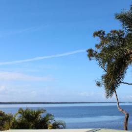 Tuggerah lakefront 4 bed 2 bath home with stunning views