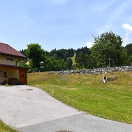 Chalet in Kötschach am Skihang, hotel u gradu 'Kötschach'