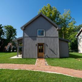 A newly built Tiny House in the center of Historic Kennett Square, hotel in Kennett Square