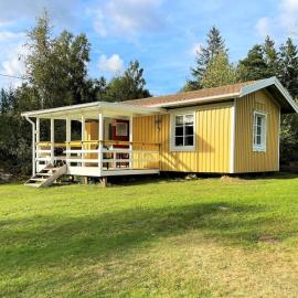 2 person holiday home in HENÅN, ξενοδοχείο σε Henån