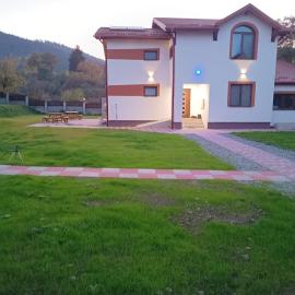 MONADIN Villa Relax & Spa, hotel u gradu Sačele