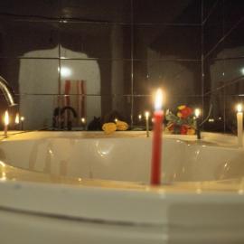Hostal Valencia - private room with bathroom, хотел в Чефчауен
