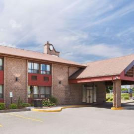Travelodge by Wyndham Barrie, hotel en Barrie