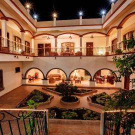 Hotel Plaza Yat Balam Anexo, hotel sa Copan Ruinas