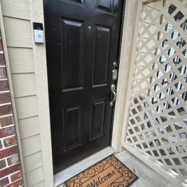Home Away From Home-Cozy 2 BDRM Condo/Med Cntr/NRG: Houston'da bir otel