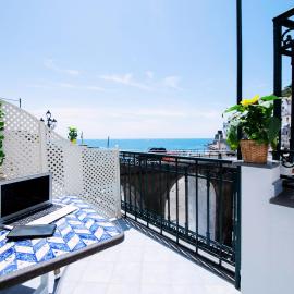 Maison Escher, ξενοδοχείο σε Atrani