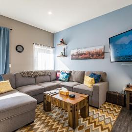 Pillow Top Condo by Revelstoke Vacations, hotel a Revelstoke