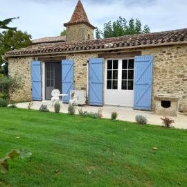 La petite maison bleue avec piscine