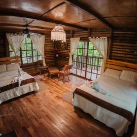 Raudales에 위치한 호텔 Hotel El Chital