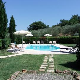Agriturismo Agresto Apartments, Pool, Siena Hills, hotel i Casole dʼElsa