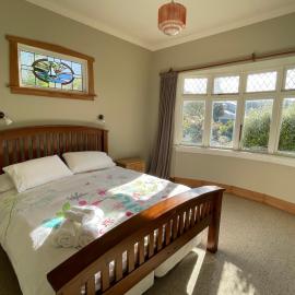 NO PARTY ALLOWED, Peaceful, Spacious, central Petone, free unlimited Fibre Wi-Fi & free parking, hotel a Lower Hutt