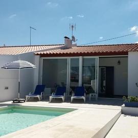 Villa Caballero, hotell i Alfundão