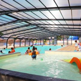 Camping de l'Etang du Pays Blanc、ゲランドのホテル