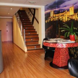 Hotel La Curva, hotel em Albolote