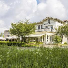 Hampshire Hotel - Avenarius, хотел в Руурло