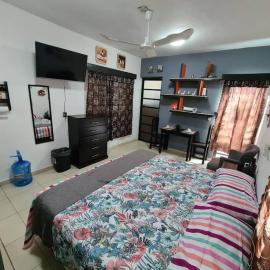 Departamento independiente con todos lo servicios, hotel v destinácii Chetumal