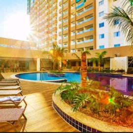 Olímpia Park Resort-frente Thermas Laranjais-apt 5 p, hotel in Olímpia