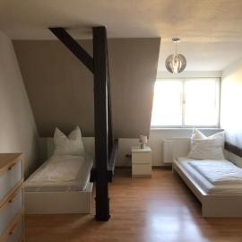 Monteur-Pension W8, hotel u gradu Bad Šmideberg