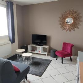 Le relais de La Poste 1, hotel a Colombey-les-deux-Églises