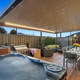 The Ultimate holiday home with resort style pool., hotel v destinaci Cessnock