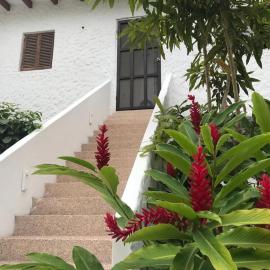 Vacaciones Playa Club Casa Blanca Same Esmeraldas, ξενοδοχείο σε Same