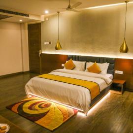 Four Leaf Hotel - Sapphire Blue, Varanasi