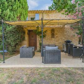 Mazet Magnan, Rustic Luxury in Provence