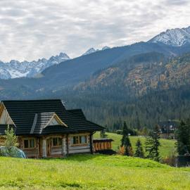 Górski Domek DeLux, hotel in Małe Ciche