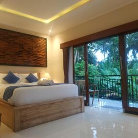 Cahaya Guest House, готель в Убуді