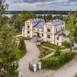 Pałac Warlity, hotel a Olsztynek