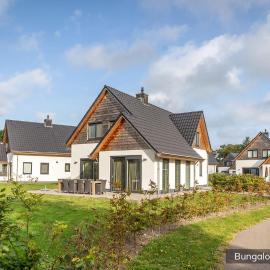 Bungalowpark 't Hoogelandt, hotel u gradu 'De Koog'