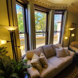 Daniell Manor, хотел в Laurium