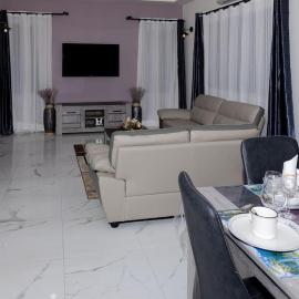 Villa (Duplex)JIREH Ablogamé, hotel in Ablogamé