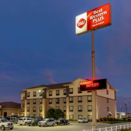 Best Western Plus North Platte Inn & Suites: North Platte şehrinde bir otel