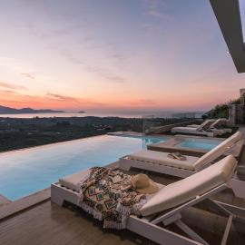 Pietra Caves Suites, hotel in Lithakia