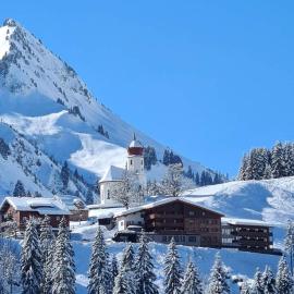 Boutique Hotel die Mittagspitze Superior, hotel en Damüls