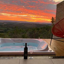 Casa Erva Doce Pousada, hotel en Delfinópolis