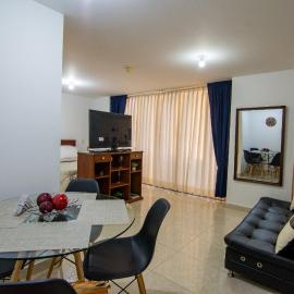 Apartaestudio atractivo, confortable, muy completo, familiar