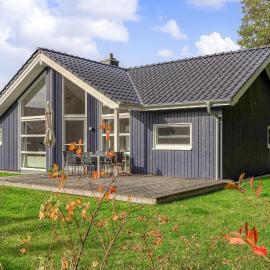 Pet Friendly Home In Krems Iiwarderbrück