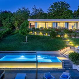 Villa Anna, Luxury and private pool, hotel din Alba