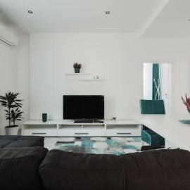 Ambassador Apartment, viešbutis mieste Baja Marė