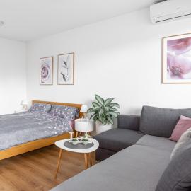 Apartma Vrtnica 5th floor: Nova Gorica şehrinde bir otel