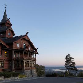 Scandic Holmenkollen Park, hotell i Oslo