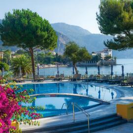 Hôtel Vacances Bleues Delcloy، فندق في سان جيان كاب فيرات