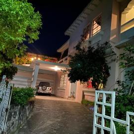 Hostal Cumbres del Volcan Flor Blanca, hotel a San Salvador